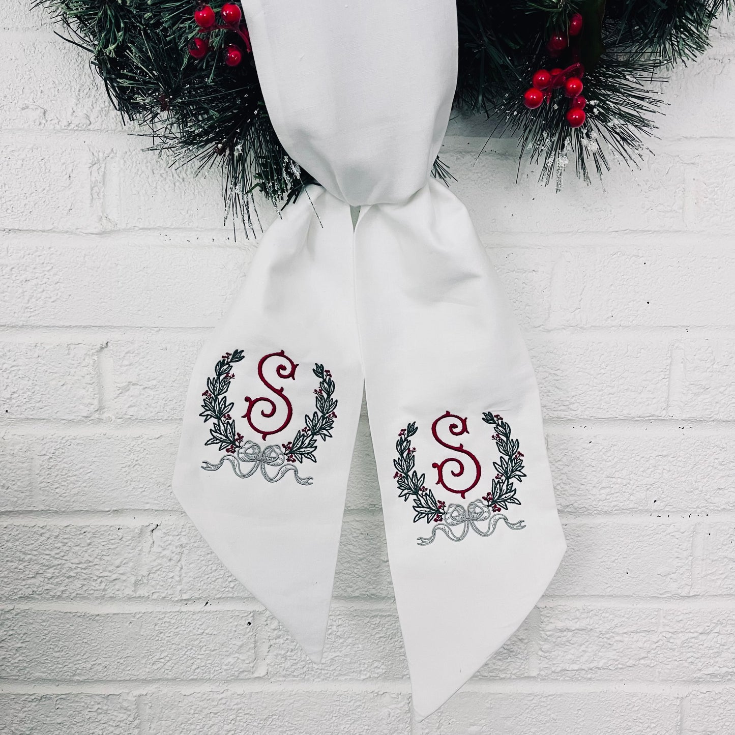 Holiday Wreath Sash