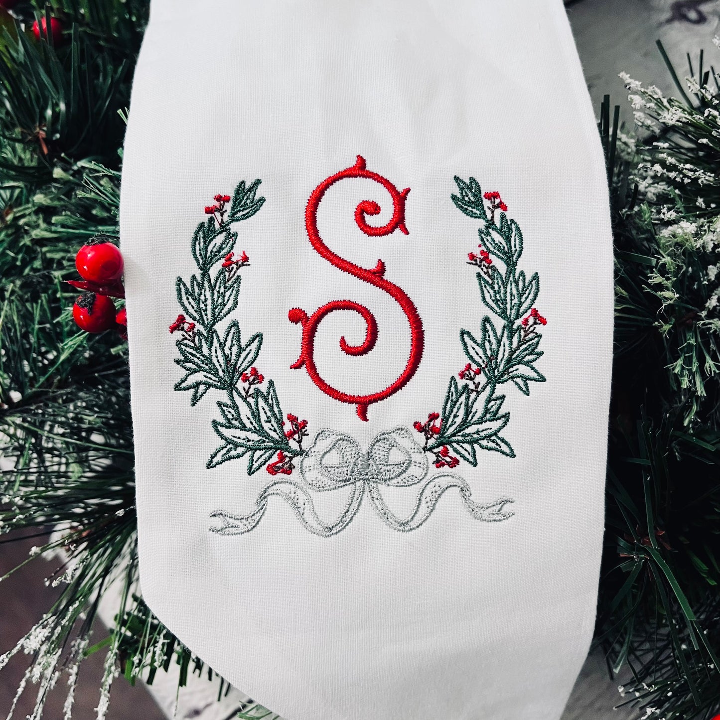 Holiday Wreath Sash